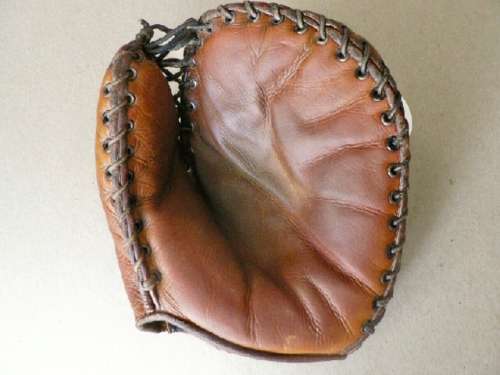 OK Basemitt Front